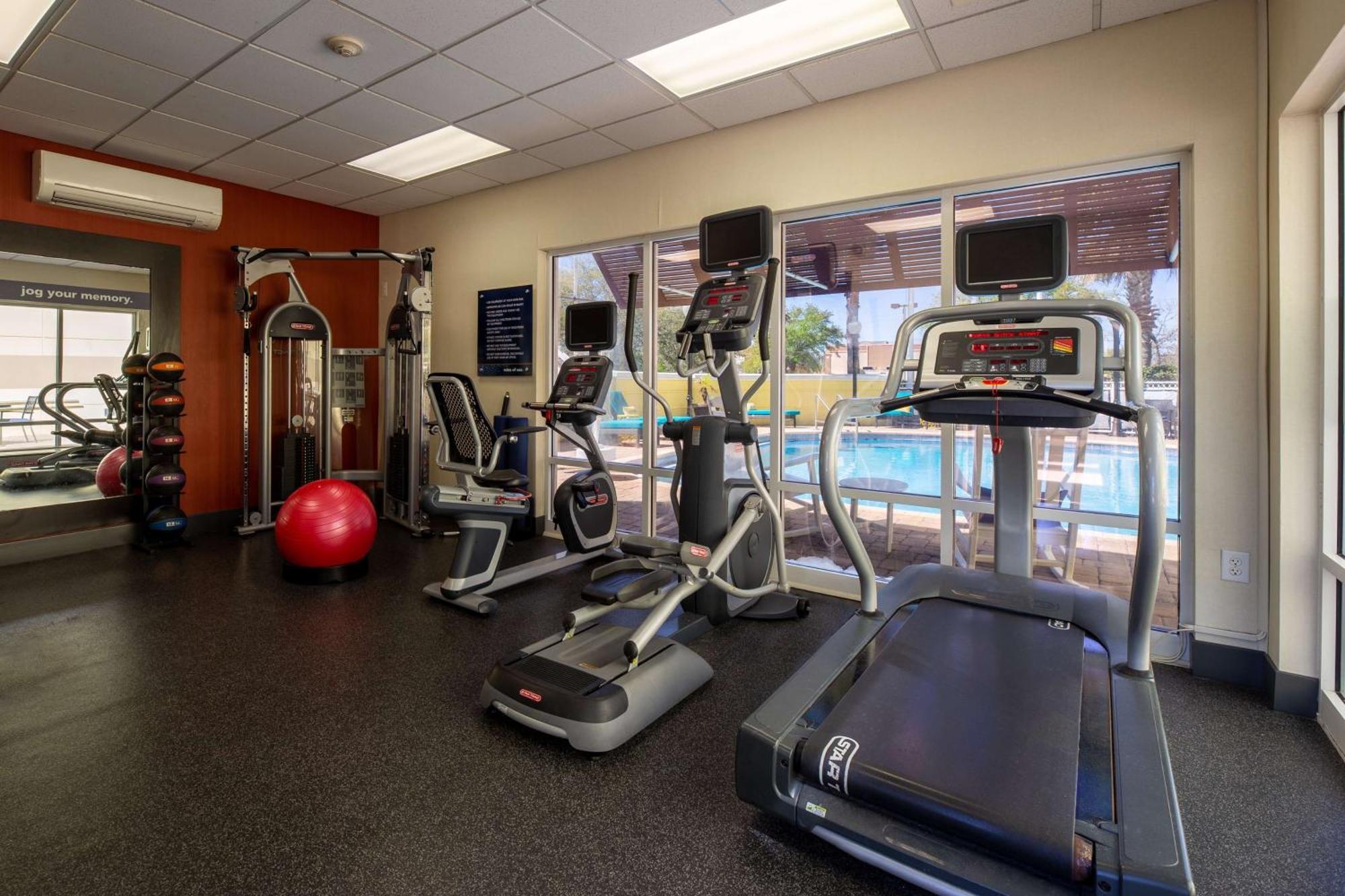 Hampton Inn & Suites Jacksonville Deerwood Park Exterior foto